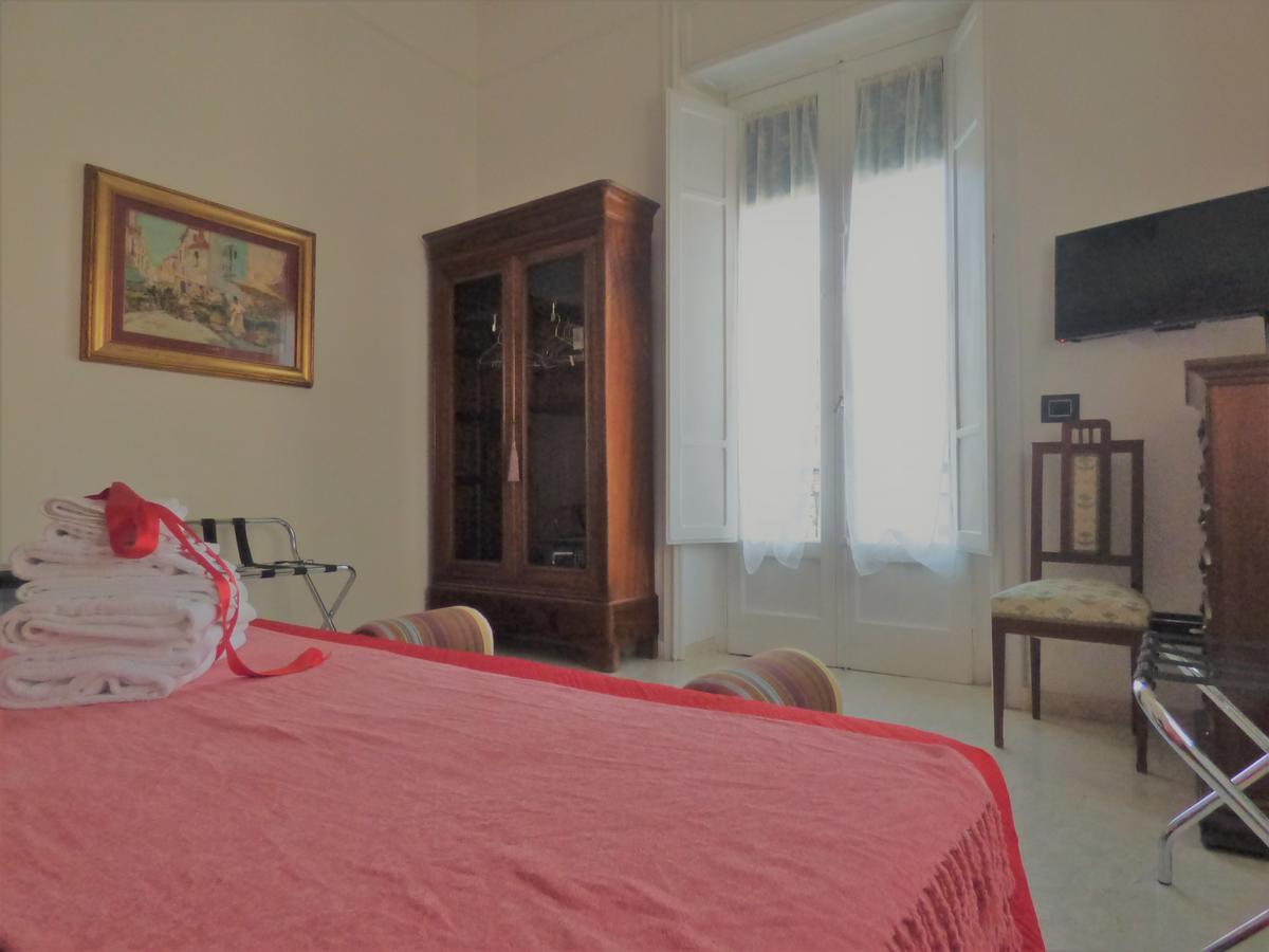 Conte Di Morelia Salerno Kültér fotó